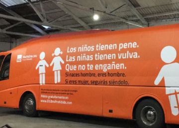 Madrid inmoviliza el autobús de la campaña contra los transexuales