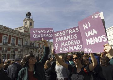 Miles de mujeres marchan en España por la igualdad de derechos Miles de mujeres marchan en España por la igualdad de derechos