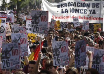 Alumnes, famílies i sindicats criden a la vaga aquest dijous en totes les etapes educatives