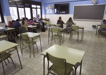 Un juez avala que un profesor interino cobre su sueldo en verano Un juez avala que un profesor interino cobre su sueldo en verano