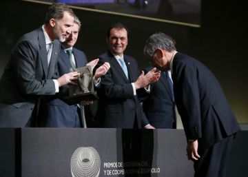 El Rey destaca el trabajo del ingeniero Takahashi contra los tsunamis El Rey destaca el trabajo del ingeniero Takahashi contra los tsunamis