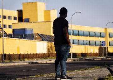 A vida em uma prisão para imigrantes irregulares em Madri