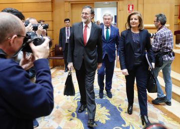 El PP i el PSOE ofereixen a Puigdemont un debat sobre Catalunya al Senat