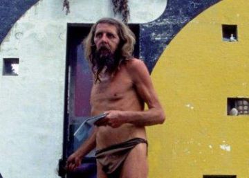 Galicia salda su deuda con Man, el ermitaño que murió con el 'Prestige'