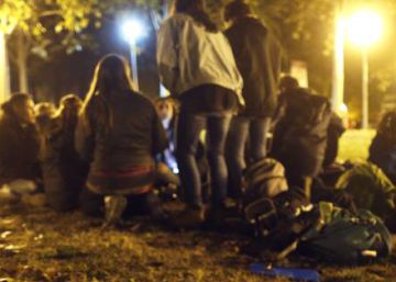 Una niña de 13 años, ingresada tras beber media botella de ron en Murcia Una niña de 13 años, ingresada tras beber media botella de ron en Murcia