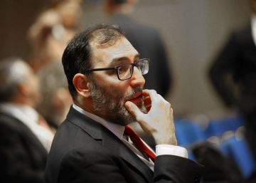 El CGPJ investigará si el juez Velasco solicitó trabajo para su mujer a Ignacio González El CGPJ investigará si el juez Velasco solicitó trabajo para su mujer a Ignacio González