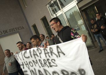 Fomento acepta investigar la muerte de cuatro narcos en el Estrecho Fomento acepta investigar la muerte de cuatro narcos en el Estrecho