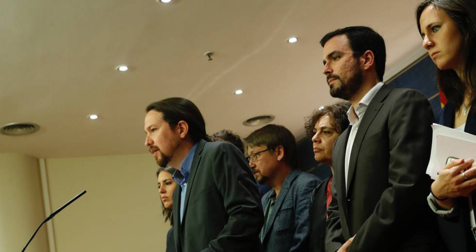 Podemos anuncia una moción de censura contra el gobierno del PP.