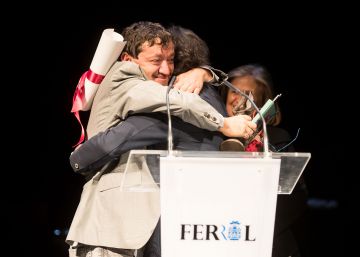 “Este premio es para los periodistas sin gloria que no reciben palmaditas”