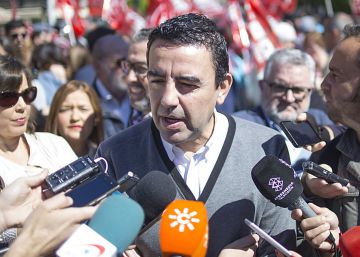 El PP cae pero conserva el liderazgo y el PSOE recupera la segunda posición El PP cae pero conserva el liderazgo y el PSOE recupera la segunda posición