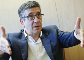 Patxi López: “No hay riesgo de escisión pero sí de caer en la irrelevancia” Patxi López: “No hay riesgo de escisión pero sí de caer en la irrelevancia”