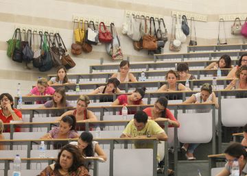Ensenyament convoca oposicions per a 2.000 professors