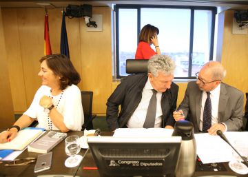 Rajoy abrirá la comisión de investigación sobre la caja b del PP Rajoy abrirá la comisión de investigación sobre la caja b del PP