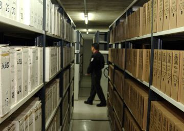 Cientos de historiadores urgen a desbloquear la reforma Ley de Secretos Oficiales Cientos de historiadores urgen a desbloquear la reforma Ley de Secretos Oficiales