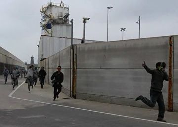 La Guardia Civil localiza a más 150 polizones en un día en el puerto de Melilla