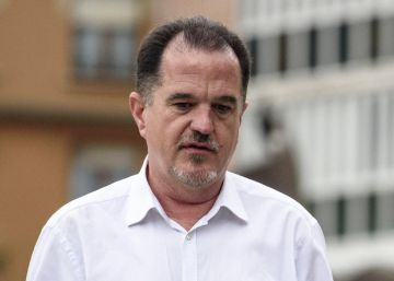 Iturgaiz acusa a Sánchez de “premiar” a los etarras que intentaron matarle