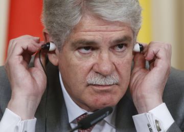 Dastis aboga por el diálogo con Rusia
a pesar de las sanciones Dastis aboga por el diálogo con Rusia
a pesar de las sanciones