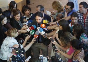 Podemos excluye a EL PAÍS de un encuentro con periodistas Podemos excluye a EL PAÍS de un encuentro con periodistas