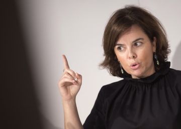 Santamaría: “Queremos seguir entendiéndonos con el PSOE” Santamaría: “Queremos seguir entendiéndonos con el PSOE”