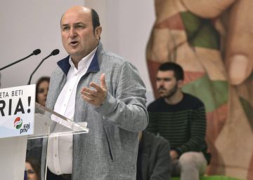 Ortuzar: “Hacer lo que dicen ELA y EH Bildu llevaría Euskadi al desastre” Ortuzar: “Hacer lo que dicen ELA y EH Bildu llevaría Euskadi al desastre”