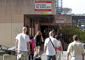 El 68% de los jóvenes españoles cree que tendrá que “trabajar en lo que sea” El 68% de los jóvenes españoles cree que tendrá que “trabajar en lo que sea”