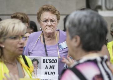 El Parlamento navarro reconoce a los bebés robados como víctimas del franquismo El Parlamento navarro reconoce a los bebés robados como víctimas del franquismo