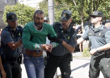 El parricida de Pontevedra confiesa que degolló a sus dos hijas menores y dice que se arrepiente