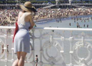 Los españoles eligen los viajes nacionales y las playas para sus vacaciones Los españoles eligen los viajes nacionales y las playas para sus vacaciones