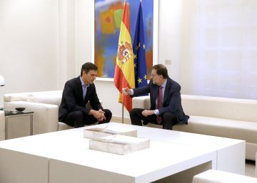 El PSOE rechaza aplicar el artículo 155 de la Constitución en Cataluña El PSOE rechaza aplicar el artículo 155 de la Constitución en Cataluña