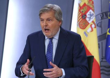 El Constitucional suspende la reducción de jornada en Andalucía El Constitucional suspende la reducción de jornada en Andalucía