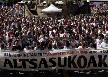 Miles de personas apoyan en Pamplona a los detenidos por la agresión de Alsasua