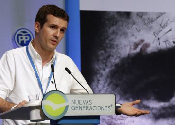 Casado: “Quienes justifican a ETA son los mismos que justifican a totalitarios en Cataluña y a dictadores en Venezuela” Casado: “Quienes justifican a ETA son los mismos que justifican a totalitarios en Cataluña y a dictadores en Venezuela”