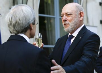 La Fiscalía perseguirá la compra de urnas para el referéndum catalán aunque sea encubierta La Fiscalía perseguirá la compra de urnas para el referéndum catalán aunque sea encubierta