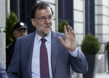 Rajoy cree que el empeño de Puigdemont por el referéndum impide el diálogo Rajoy cree que el empeño de Puigdemont por el referéndum impide el diálogo