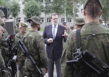 El PSOE reclama destituir a un militar que conmemoró el golpe de Estado de Franco El PSOE reclama destituir a un militar que conmemoró el golpe de Estado de Franco
