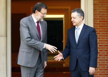 Urkullu pide más competencias a Rajoy para apoyar otro presupuesto Urkullu pide más competencias a Rajoy para apoyar otro presupuesto