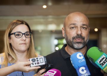 El PSOE y Podemos estrenan en Castilla-La Mancha su primer Gobierno conjunto El PSOE y Podemos estrenan en Castilla-La Mancha su primer Gobierno conjunto