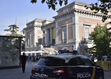 Zoido dona per desarticulat el grup terrorista però els Mossos el contradiuen Zoido dona per desarticulat el grup terrorista però els Mossos el contradiuen
