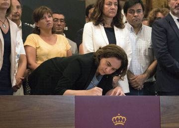 Colau y Puigdemont convocan una manifestación para el próximo sábado Colau y Puigdemont convocan una manifestación para el próximo sábado