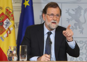 Rajoy: “Si hay que modificar el Código Penal para combatir el yihadismo, lo haremos” Rajoy: “Si hay que modificar el Código Penal para combatir el yihadismo, lo haremos”