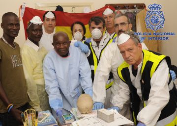 Forenses españoles colaboran en las inundaciones de Sierra Leona