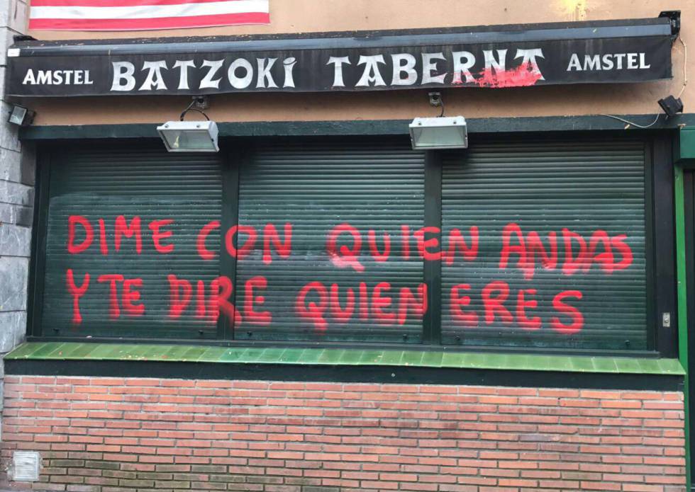 Varios radicales agreden a dos miembros de las juventudes del PNV en Bilbao