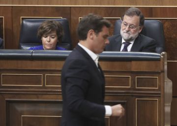 Rivera presenta una proposta que impediria a Rajoy repetir com a president