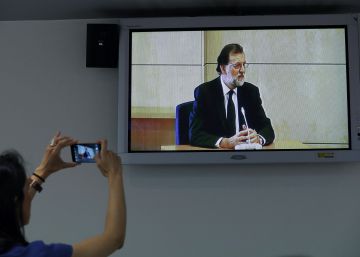 TVE usó un argumentario del PP en la declaración de Rajoy sobre Gürtel, según el Consejo de Informativos TVE usó un argumentario del PP en la declaración de Rajoy sobre Gürtel, según el Consejo de Informativos