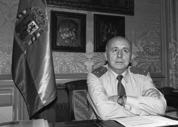 El general que ayudó a llevar al Ejército a la democracia