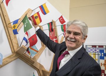 Dastis dice en la ONU que España se defenderá ante cualquier ataque contra la legalidad constitucional Dastis dice en la ONU que España se defenderá ante cualquier ataque contra la legalidad constitucional