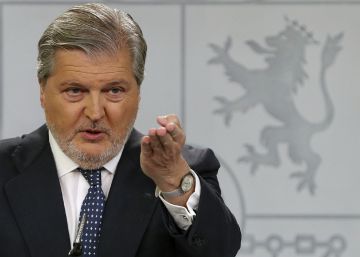 Méndez de Vigo: “Confiamos en los Mossos, pero las manifestaciones tumultuarias requieren un refuerzo” Méndez de Vigo: “Confiamos en los Mossos, pero las manifestaciones tumultuarias requieren un refuerzo”