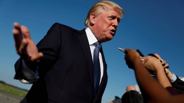 Trump durante su visita a Nueva Jersey.