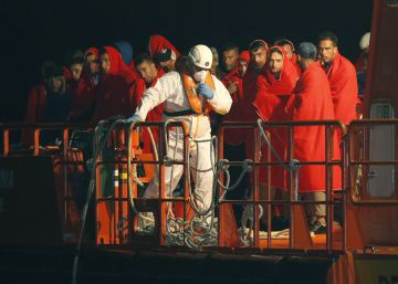 75 inmigrantes alcanzan las costas españolas en pateras