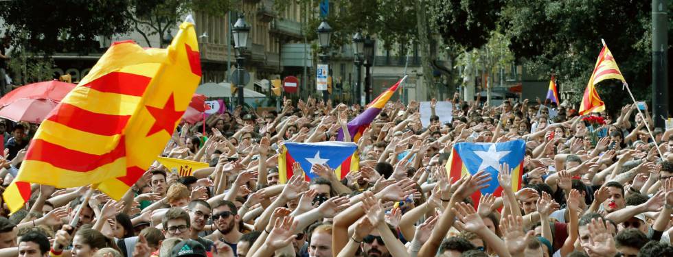 ‘Financial Times’ y ‘Le Monde’ critican en sus editoriales la actuación de la Generalitat